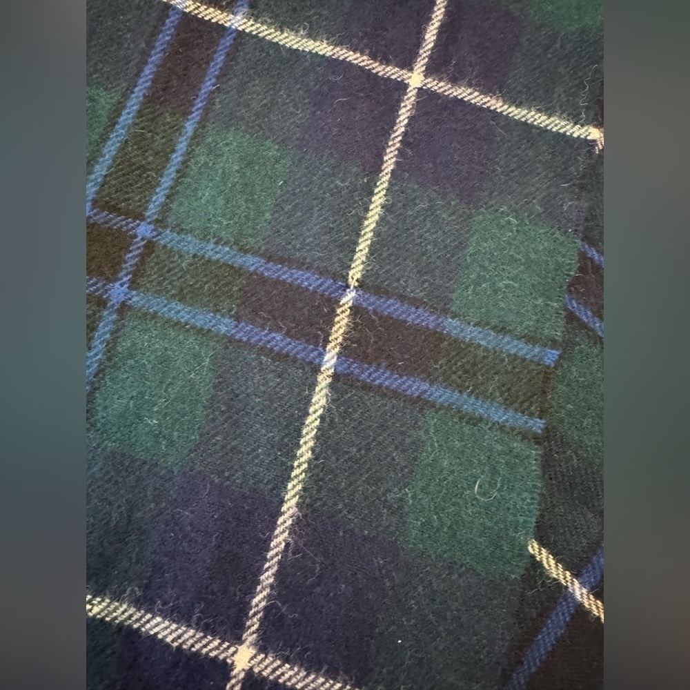 Glentana Pure Wool Plaid Scarf Made in Scotland - Picture 2 of 4